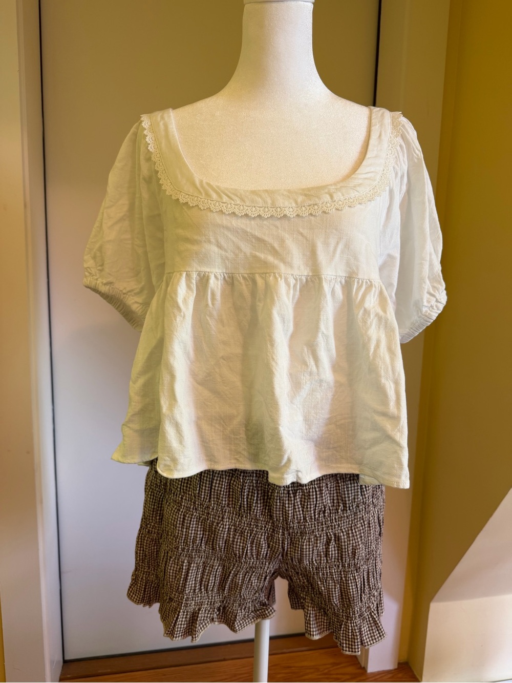 Weyes Smock Top White